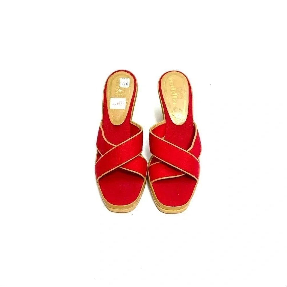 Vintage 1970s deadstock vegan red canvas wedge disco heels